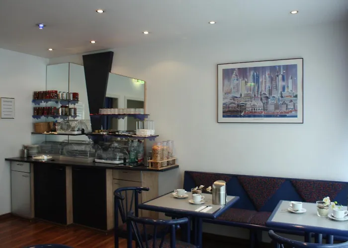 Admiral Frankfurt Centre Hotel 3*