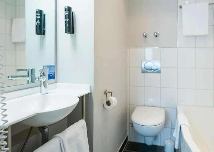 Hotel Admiral Frankfurt Centre 3*